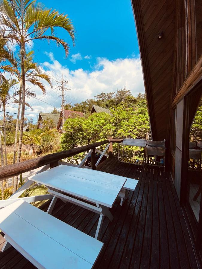 Sea Breeze Villa Онна Екстериор снимка