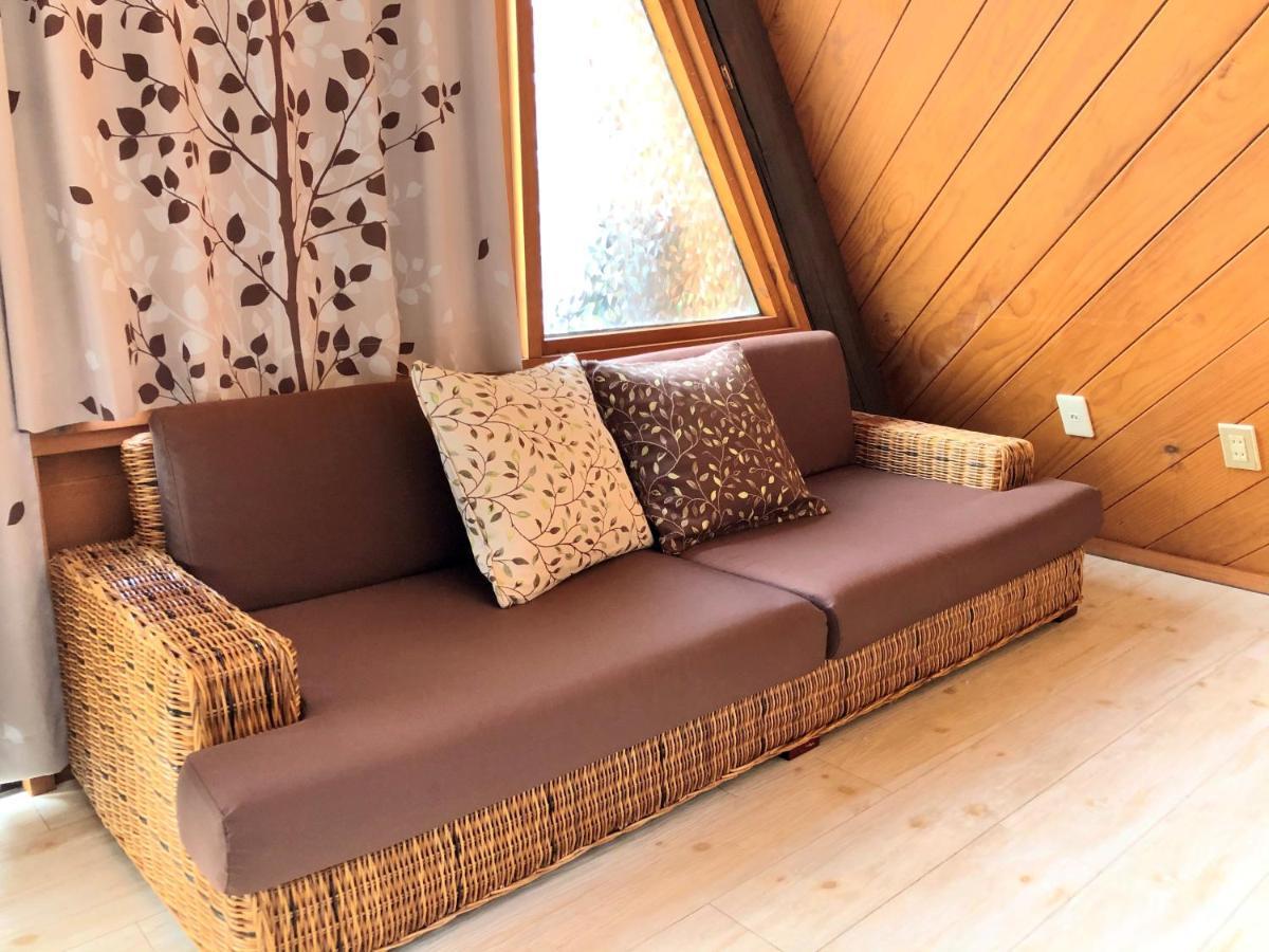 Sea Breeze Villa Онна Екстериор снимка